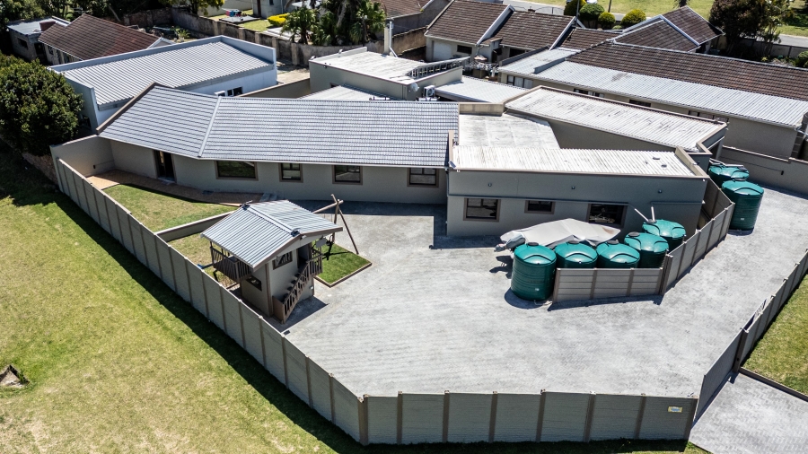 6 Bedroom Property for Sale in Dorchester Heights Eastern Cape